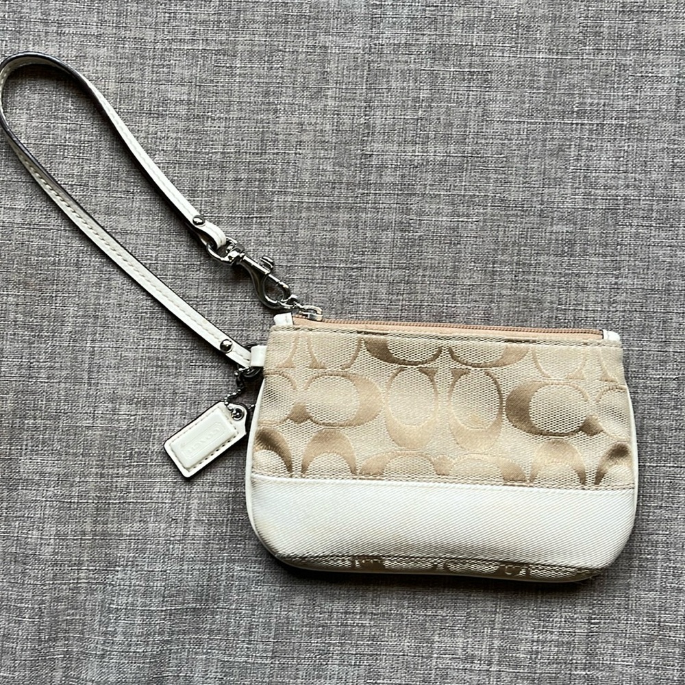 Vintage Y2K Coach Wristlet Wallet Neutral Tan Small Mini